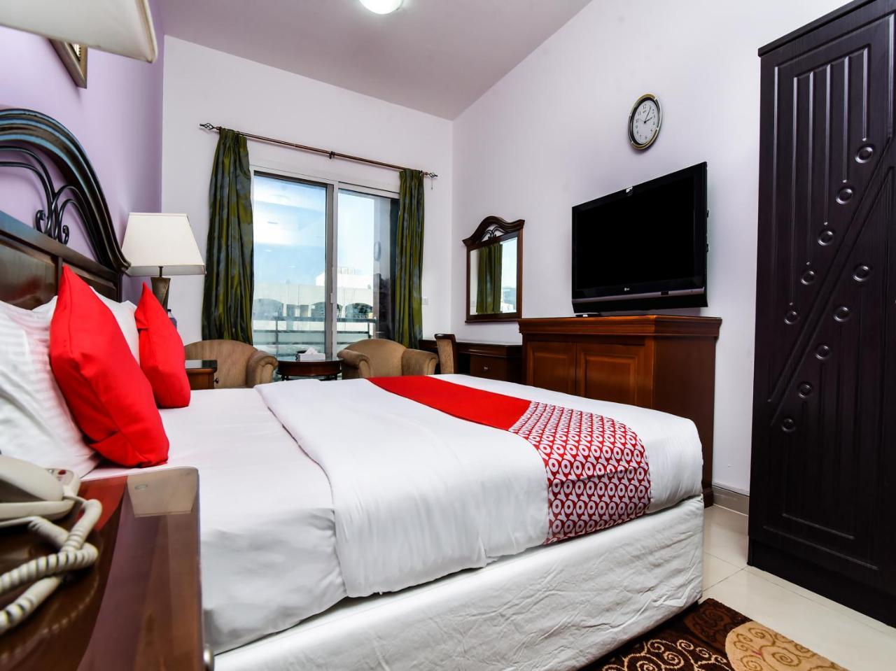Oyo 138 Empire Hotel Apartments Dubai Buitenkant foto