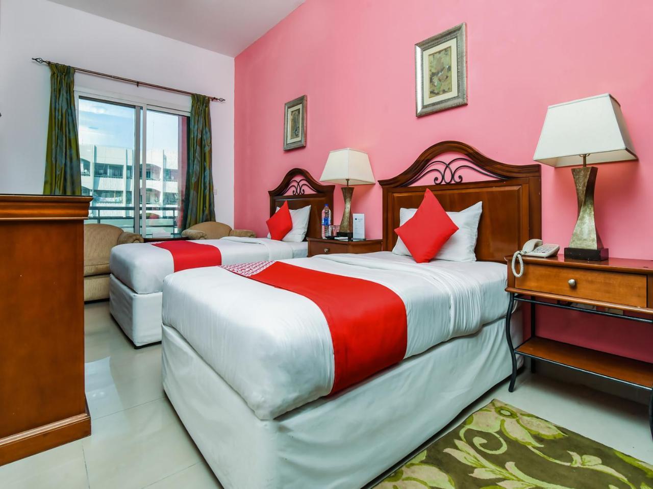 Oyo 138 Empire Hotel Apartments Dubai Buitenkant foto